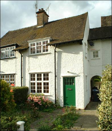 071 Oakwood Road